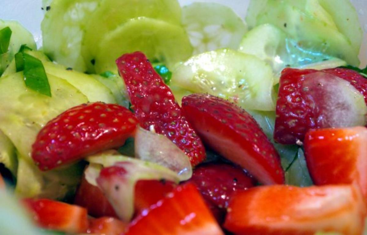 Gurken-Erdbeer-Salat - Rezept - Bild Nr. 10