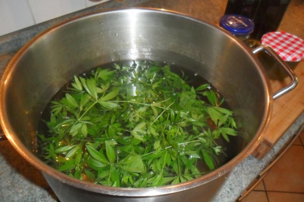 waldmeister-sirup, gelee, bowle, bier--echt lecker!! - Rezept - kochbar.de
