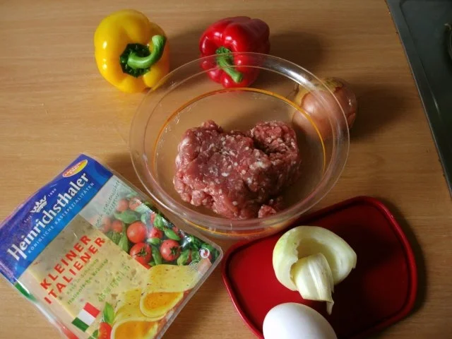 Überbackene Gefüllte Paprikaschoten - Rezept - Bild Nr. 2