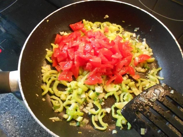 Rezept: menemen türkische Eierspeise (vegetarisch) Bild Nr. 4 menemen türkische Eierspeise (vegetarisch) - Rezept - Bild Nr. 4