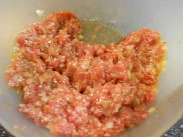 Bifteki/Pljeskavica Frikadellensteak mit Schafskäse - Rezept - Bild Nr. 3