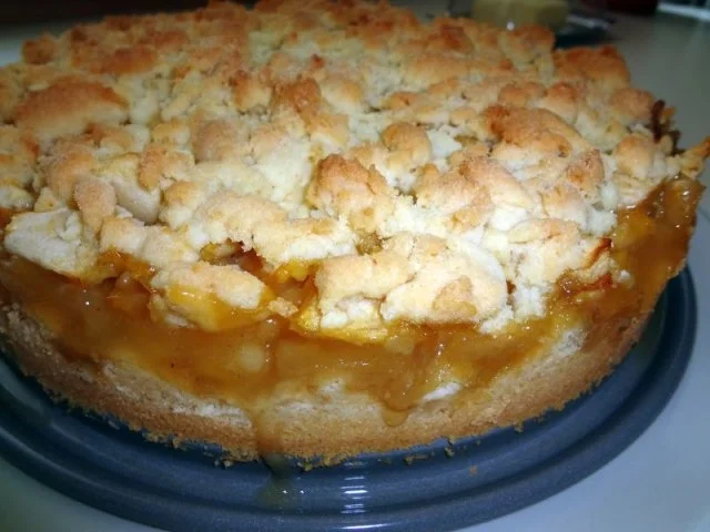 Rezept: Apfel-Rharbarber-Streusel-Kuchen Apfel-Rharbarber-Streusel-Kuchen - Rezept