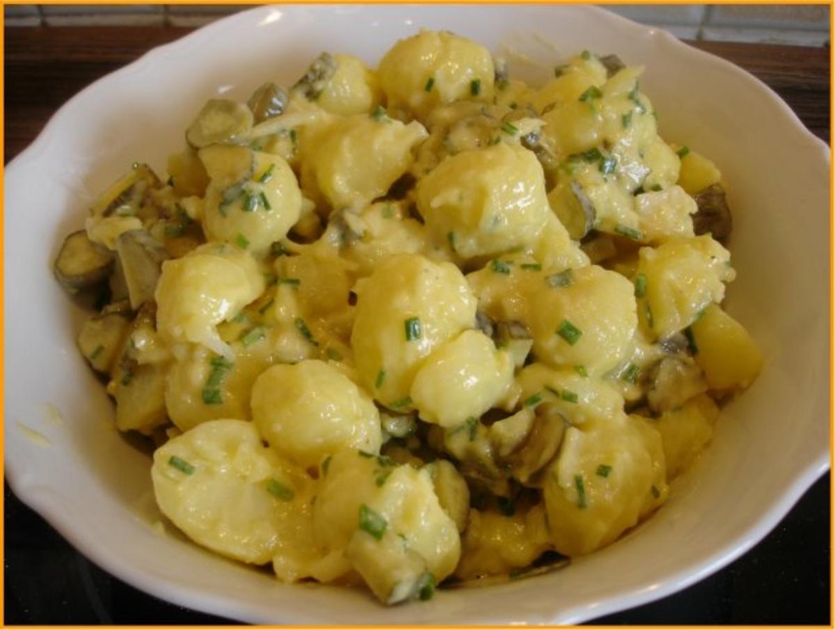 Kartoffelsalat mit Frühkartoffeln ( Drillinge ) - Rezept - kochbar.de