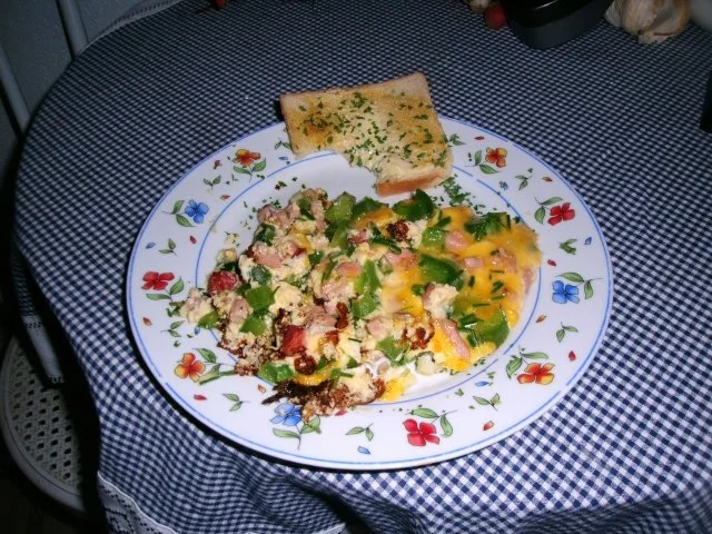 Rührei mit Kasseler , jungen Zwiebeln und Paprika - Rezept - Bild Nr. 8