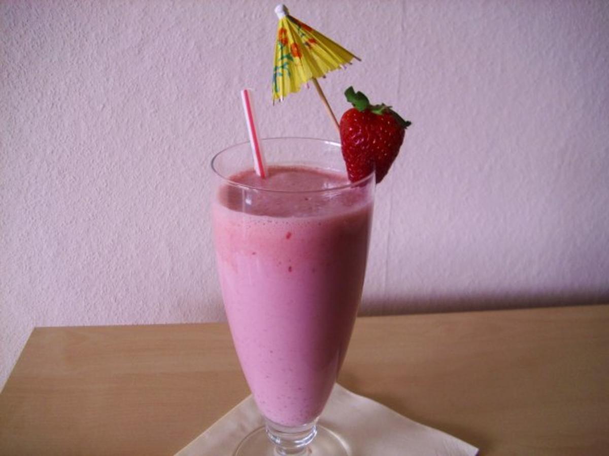 Erdbeer - Shake - Rezept mit Bild - kochbar.de