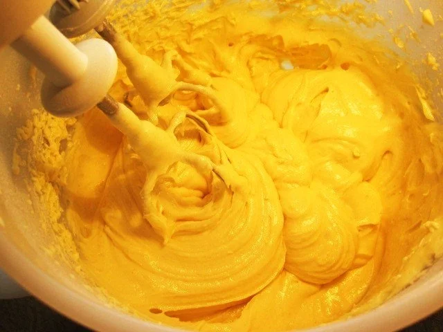 Rezept: Rhabarberkuchen mit Mandel-Baiser ... Bild Nr. 3 Rhabarberkuchen mit Mandel-Baiser ... - Rezept - Bild Nr. 3