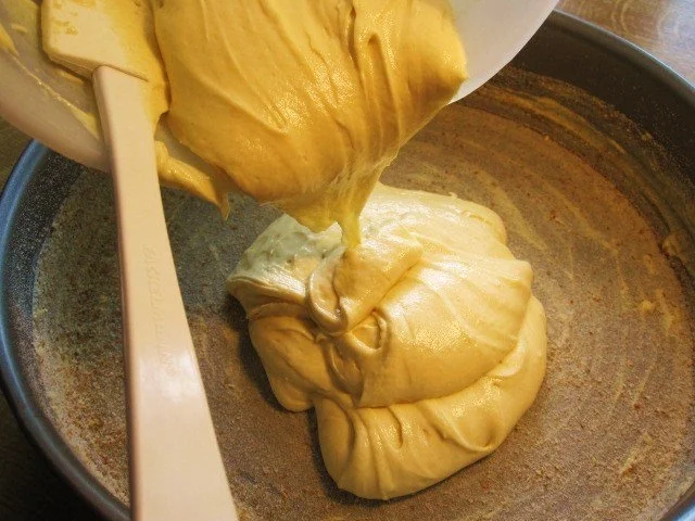 Rezept: Rhabarberkuchen mit Mandel-Baiser ... Bild Nr. 4 Rhabarberkuchen mit Mandel-Baiser ... - Rezept - Bild Nr. 4