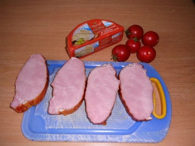 Rezept: Kasselerminutensteaks mit Rotschimmelkäse überbacken Bild Nr. 2 Kasselerminutensteaks mit Rotschimmelkäse überbacken - Rezept - Bild Nr. 2