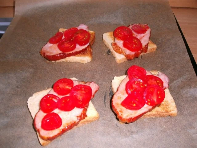 Rezept: Kasselerminutensteaks mit Rotschimmelkäse überbacken Bild Nr. 5 Kasselerminutensteaks mit Rotschimmelkäse überbacken - Rezept - Bild Nr. 5