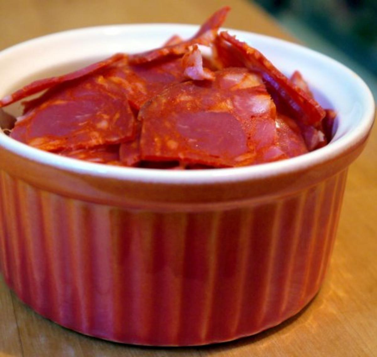 Selbstgemachte Spaghetti mit Chorizo-Tomaten-Sauce - Rezept - Bild Nr. 5