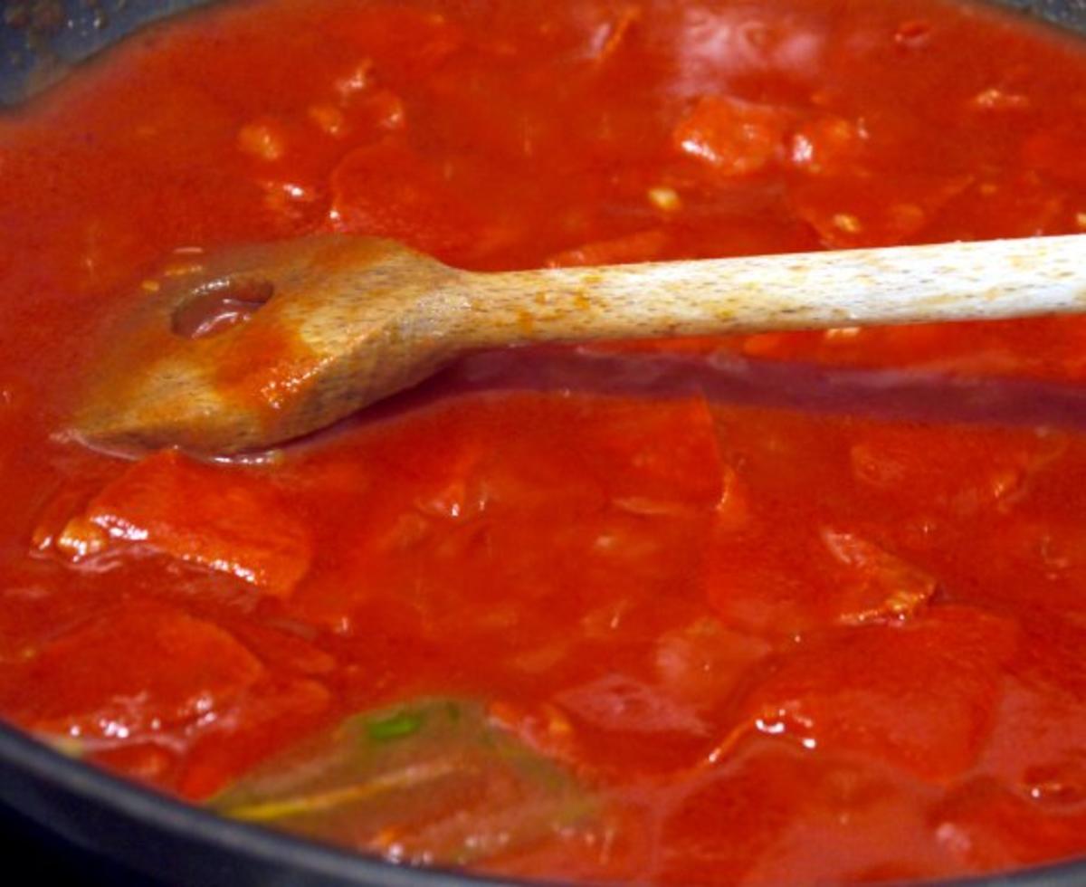 Selbstgemachte Spaghetti mit Chorizo-Tomaten-Sauce - Rezept - Bild Nr. 9