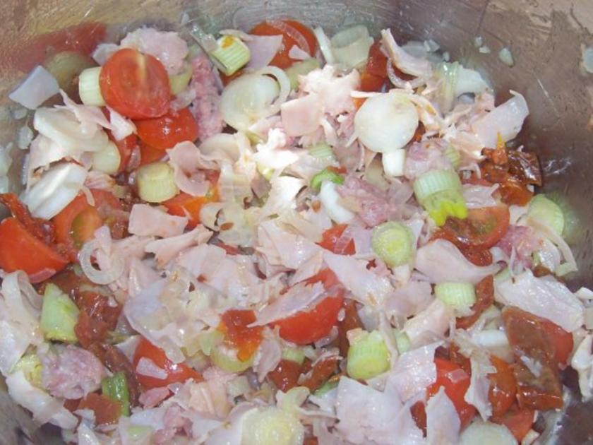 Nudel Spinat Auflauf mit Käse Blätterteig Kruste - einfach - 75 kcal/100g