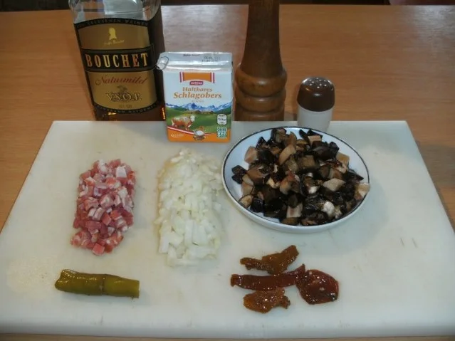 Rezept: Pilze: Mischpilze à la Goach, mit Bandnudeln Bild Nr. 2 Pilze: Mischpilze à la Goach, mit Bandnudeln - Rezept - Bild Nr. 2