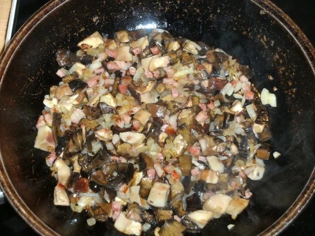 Rezept: Pilze: Mischpilze à la Goach, mit Bandnudeln Bild Nr. 4 Pilze: Mischpilze à la Goach, mit Bandnudeln - Rezept - Bild Nr. 4