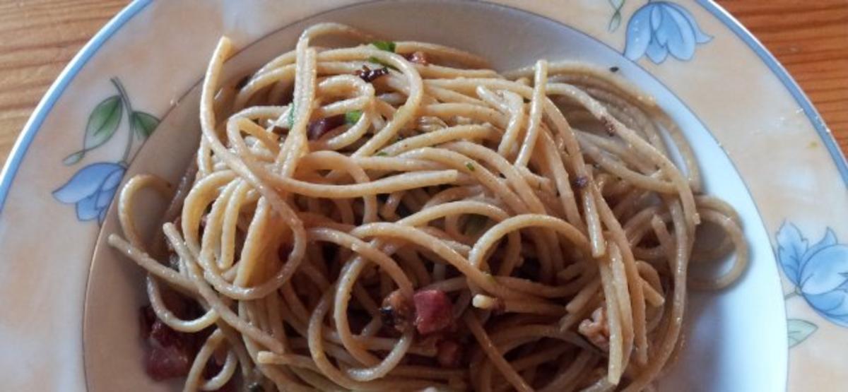 Spaghetti aglio e olio mit Bacon - Rezept