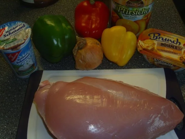 Putengeschnetzeltes mit Paprika, Pfirsich und Curry - Rezept - Bild Nr. 2