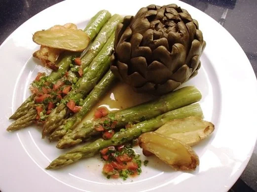 Spargel an Vinaigrette und Knusper Schinken-Kaese-Rollen - Rezept - Bild Nr. 6