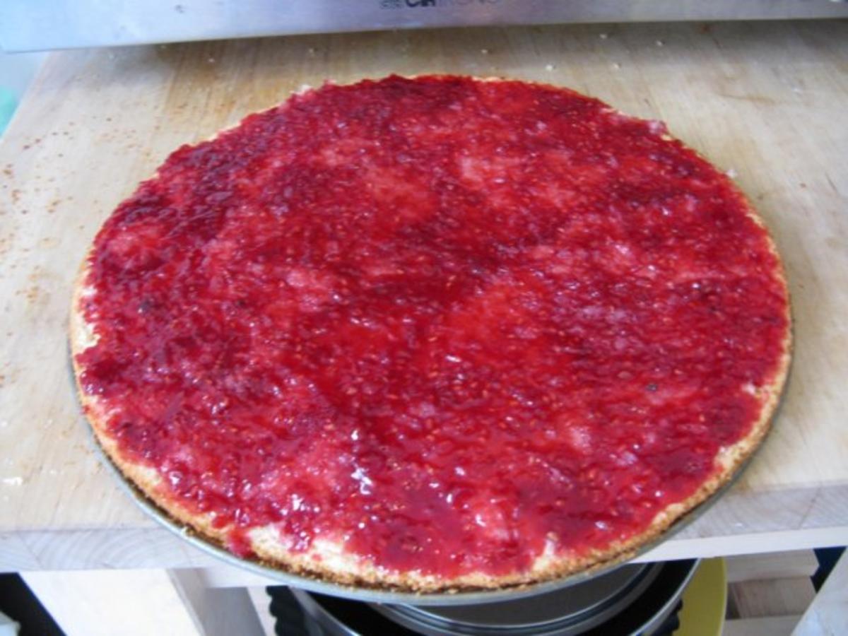 Himbeer-Pudding-Torte - Rezept - Bild Nr. 3