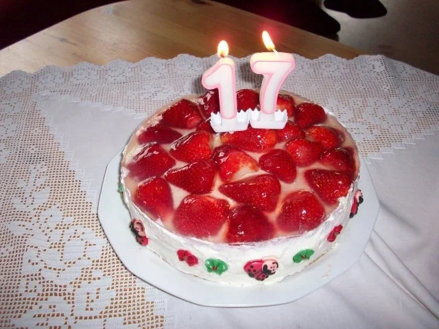 Rezept: Erdbeer-Mascarpone-Torte Erdbeer-Mascarpone-Torte - Rezept