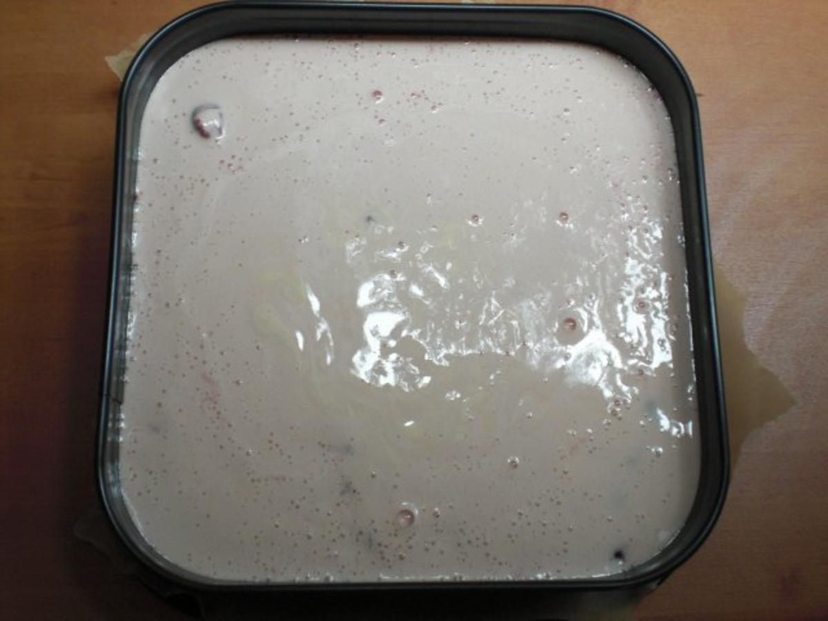 Schoko-Kirsch-Kuchen mit einem Guss, - Rezept - Bild Nr. 9