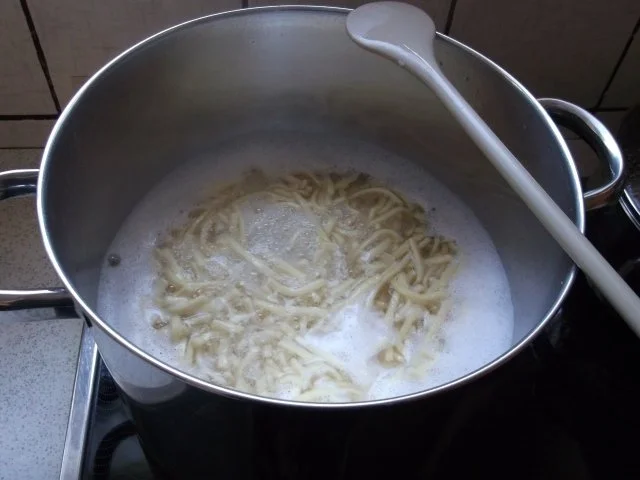 Rezept: Käse-Spätzle Bild Nr. 3 Käse-Spätzle - Rezept - Bild Nr. 3