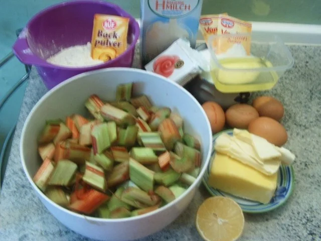 Rhabarberkuchen - Rezept - Bild Nr. 3