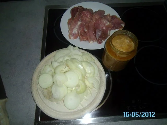 Rezept: Zwiebelfleisch mit Spiralen Bild Nr. 2 Zwiebelfleisch mit Spiralen - Rezept - Bild Nr. 2