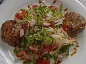 Roher Spargelsalat mit Kalbsmedaillons - Rezept