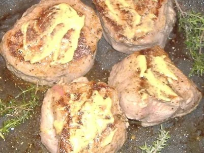 Roher Spargelsalat mit Kalbsmedaillons - Rezept - Bild Nr. 3