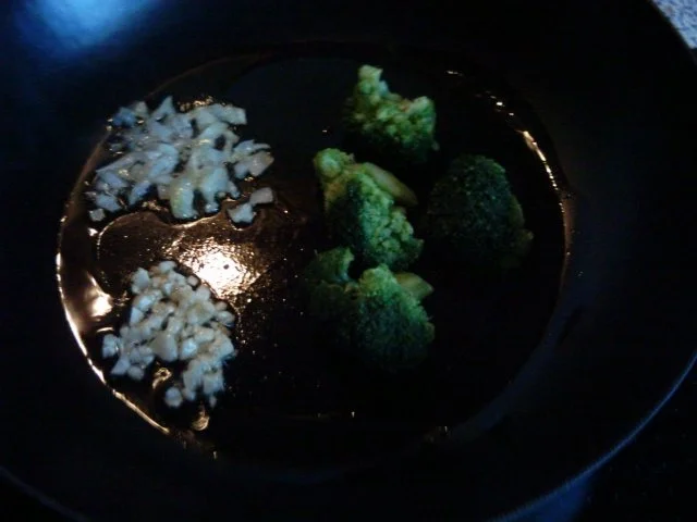 Rezept: Schweinefilet mit Mie-Nudeln aus dem Wok Bild Nr. 5 Schweinefilet mit Mie-Nudeln aus dem Wok - Rezept - Bild Nr. 5