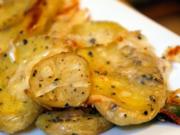 Gebackene Kartoffelscheiben mit Knoblauch und Parmesan - Rezept