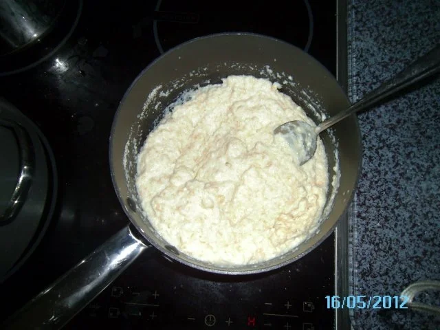 Rezept: BABYNAHRUNG: Apfelbrei mit Biskotten Bild Nr. 3 BABYNAHRUNG: Apfelbrei mit Biskotten - Rezept - Bild Nr. 3