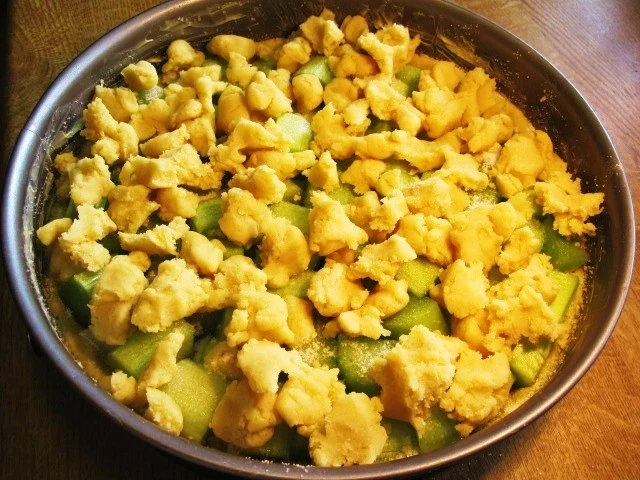 Rezept: Rhabarber-Prasselkuchen ... Bild Nr. 7 Rhabarber-Prasselkuchen ... - Rezept - Bild Nr. 7