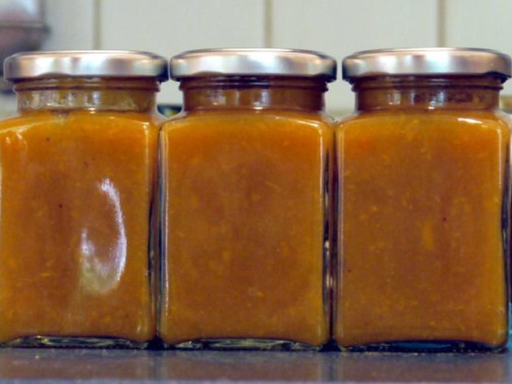 Mispel-Tonka-Rum-Marmelade - Rezept mit Bild - kochbar.de