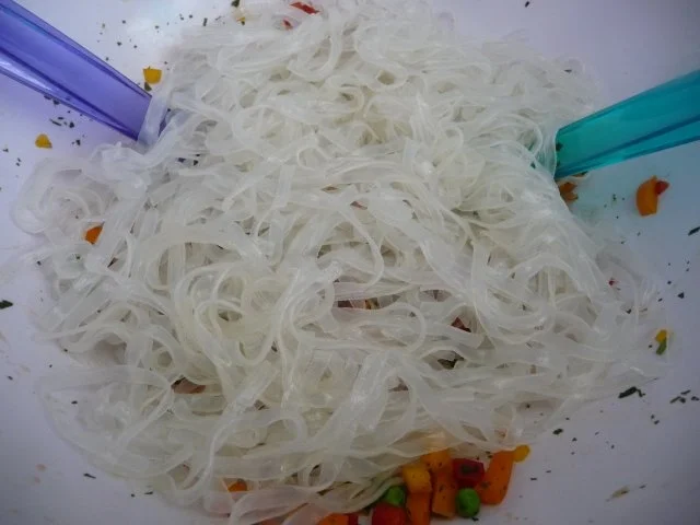 Salat : Glasnudelsalat mit gedämpftem Fisch - Rezept - Bild Nr. 3