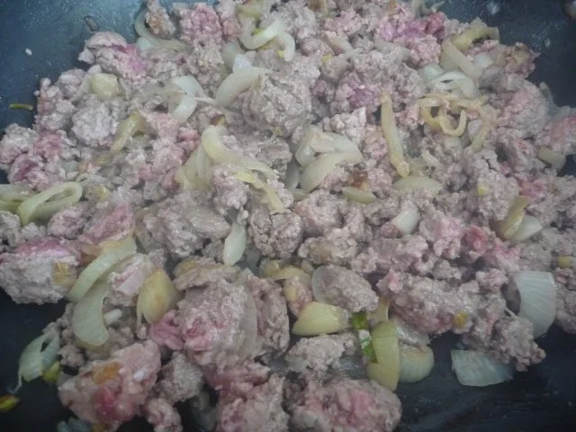 Rezept: Hackfleisch : Chili con carne mit Zitronen-Thymian Bild Nr. 4 Hackfleisch : Chili con carne mit Zitronen-Thymian - Rezept - Bild Nr. 4