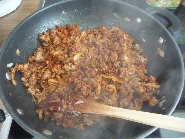 Rezept: Hackfleisch : Chili con carne mit Zitronen-Thymian Bild Nr. 5 Hackfleisch : Chili con carne mit Zitronen-Thymian - Rezept - Bild Nr. 5