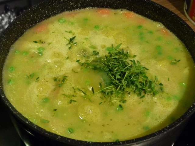 Rezept: Küchenfee - Rezepte : Schnelle Kartoffelsuppe Bild Nr. 4 Küchenfee - Rezepte : Schnelle Kartoffelsuppe - Rezept - Bild Nr. 4