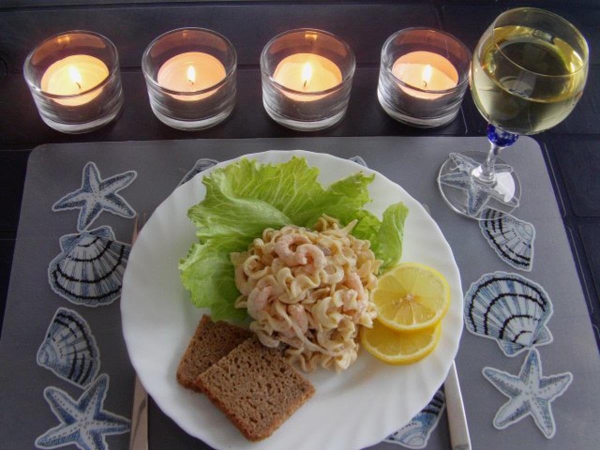 Dänischer Nudelsalat mit Shrimps - Rezept