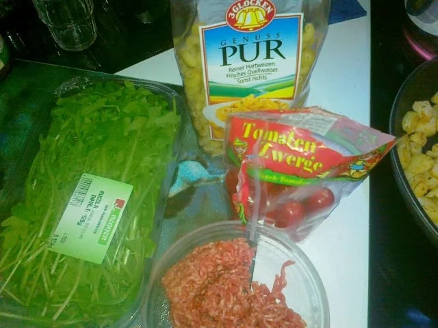 Rezept: Nudelpfanne mit Hack- und Rauke .... Bild Nr. 2 Nudelpfanne mit Hack- und Rauke .... - Rezept - Bild Nr. 2