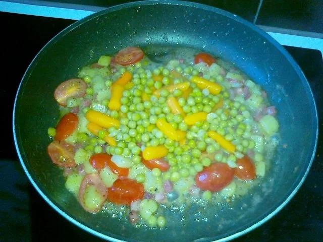 Rezept: Rhabarber Gemüse -- Rhabarber mal ganz anders... Bild Nr. 10 Rhabarber Gemüse -- Rhabarber mal ganz anders... - Rezept - Bild Nr. 10