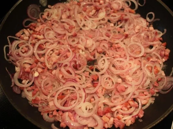 Flammkuchen - Rezept - Bild Nr. 3