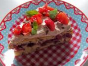 Beerenkuchen mit Schokosahne - Rezept