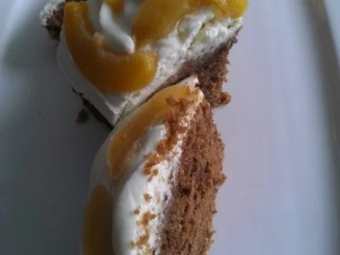 Nussnougat Schnitten mit Pfirsich Sahnehaube - Rezept - Bild Nr. 16