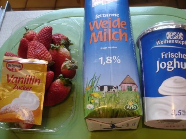 Rezept: Schneller Erdbeershake Bild Nr. 2 Schneller Erdbeershake - Rezept - Bild Nr. 2