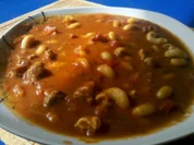 Rezept: Fleisch: Feurige Gulaschsuppe รข la Gudrun Fleisch: Feurige Gulaschsuppe รข la Gudrun - Rezept