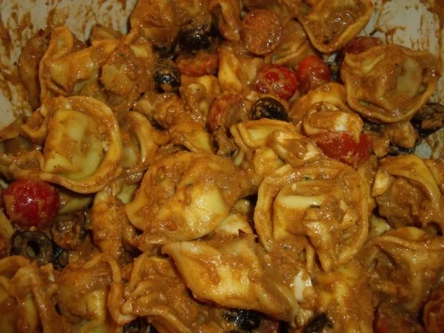 Tortellini-Salat mit Pesto-Dressing - Rezept