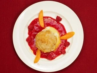 Rezept: Aprikosenknödel mit Butter und Semmelbröseln (Robert Treutel) Aprikosenknödel mit Butter und Semmelbröseln (Robert Treutel) - Rezept