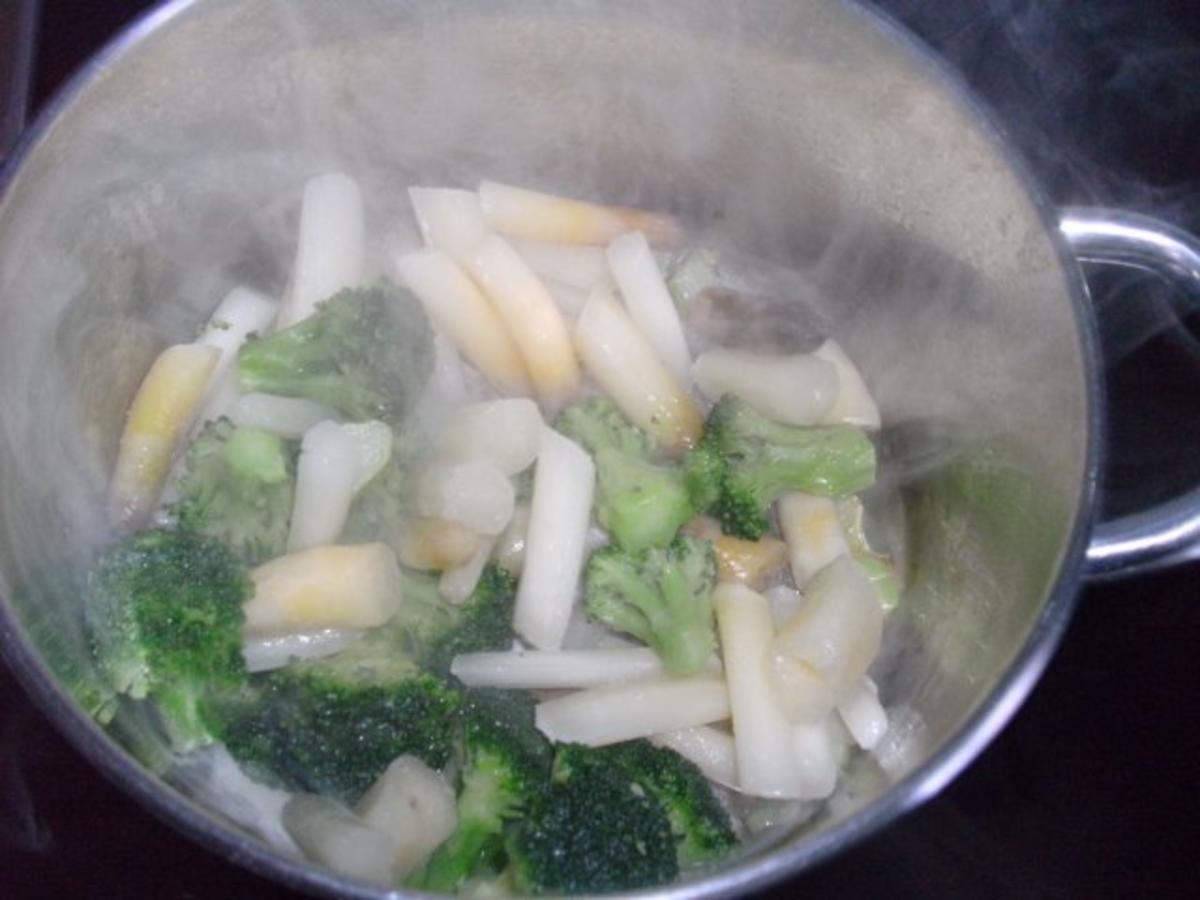 Broccoli-Spargel-Creme-Suppe - Rezept - Bild Nr. 4