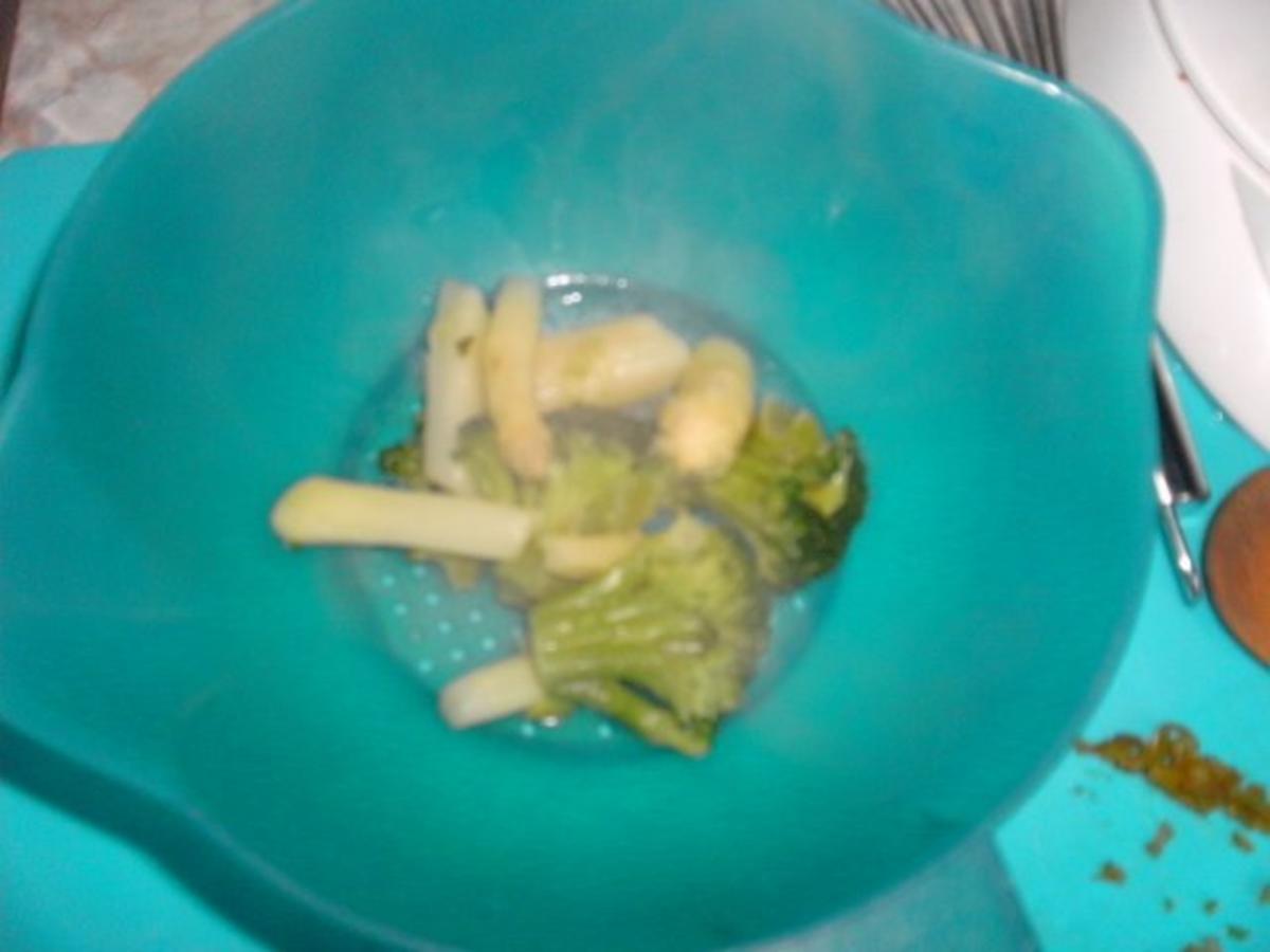 Broccoli-Spargel-Creme-Suppe - Rezept - Bild Nr. 6